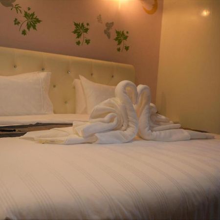 Cana Boutique Hotel Bangkok Bagian luar foto
